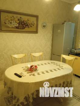 Дом 120м&sup2;, 2-этажный, посуточно, 
