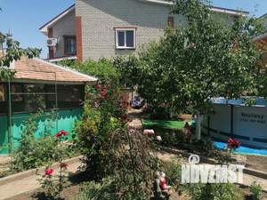Дом 250м&sup2;, 3-этажный, посуточно, 