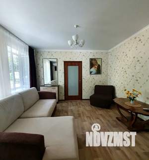 Дом 70м&sup2;, 2-этажный, посуточно, 