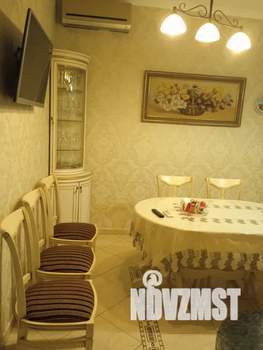 Дом 120м&sup2;, 2-этажный, посуточно, 