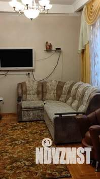 Дом 200м&sup2;, 2-этажный, посуточно, 