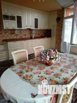 Дом 320м&sup2;, 2-этажный, посуточно, 