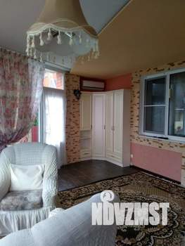 Дом 320м&sup2;, 2-этажный, посуточно, 