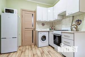 Дом 35м&sup2;, 3-этажный, посуточно, 