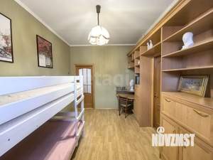 Дом 226м&sup2;, 2-этажный, участок 6 сот.  