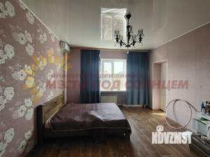 Дом 350м&sup2;, 3-этажный, участок 8 сот.  