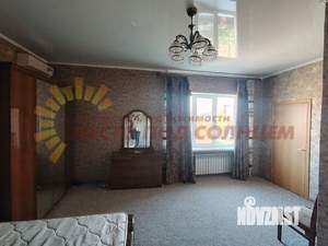 Дом 350м&sup2;, 3-этажный, участок 8 сот.  