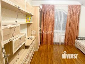 Дом 208м&sup2;, 2-этажный, участок 6 сот.  