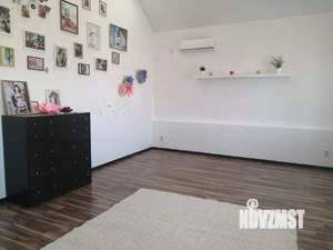 Дом 330м², 2-этажный, участок 3 сот.  