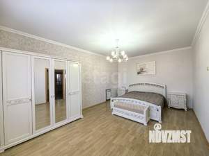 Дом 226м&sup2;, 2-этажный, участок 6 сот.  