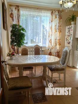 Дом 160м&sup2;, 2-этажный, участок 8 сот.  