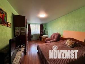 Дом 260м&sup2;, 2-этажный, участок 10 сот.  