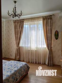 Дом 160м&sup2;, 2-этажный, участок 8 сот.  