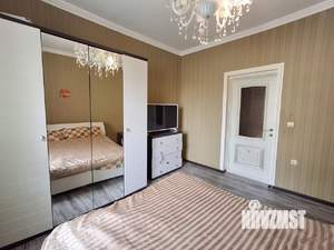 Дом 186м&sup2;, 1-этажный, участок 8 сот.  