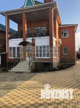 Дом 220м&sup2;, 2-этажный, участок 8 сот.  