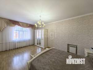Дом 226м&sup2;, 2-этажный, участок 6 сот.  