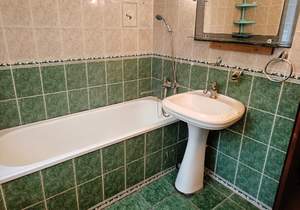 Дом 170м&sup2;, 2-этажный, участок 8 сот.  