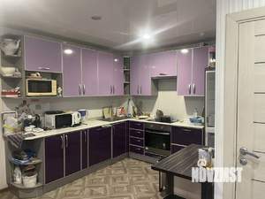 Дом 170м&sup2;, 2-этажный, участок 4 сот.  