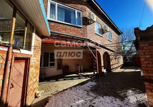 Дом 215м&sup2;, 2-этажный, участок 4 сот.  
