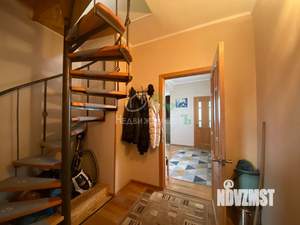 Дом 553м², 3-этажный, участок 6 сот.  