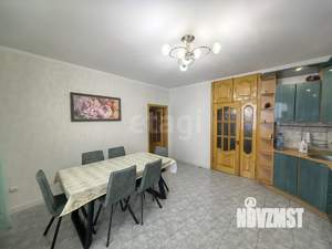 Дом 226м&sup2;, 2-этажный, участок 6 сот.  