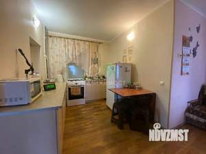 Дом 553м², 3-этажный, участок 6 сот.  