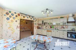Дом 465м&sup2;, 3-этажный, участок 6 сот.  
