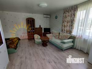 Дом 229м&sup2;, 2-этажный, участок 8 сот.  