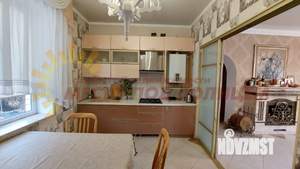 Дом 200м&sup2;, 2-этажный, участок 7 сот.  