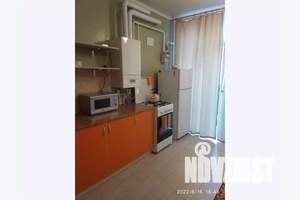 1-к квартира, посуточно, 38м2, 1/3 этаж