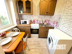 1-к квартира, посуточно, 32м2, 4/5 этаж