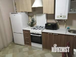 1-к квартира, посуточно, 40м2, 8/9 этаж