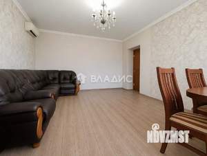 3-к квартира, вторичка, 76м2, 2/2 этаж