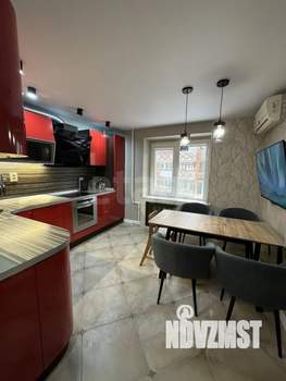 3-к квартира, вторичка, 102м2, 3/5 этаж