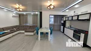 4-к квартира, вторичка, 102м2, 2/3 этаж