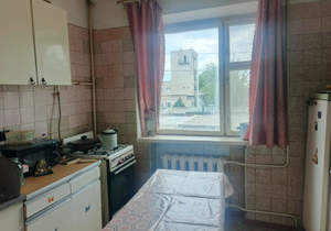 3-к квартира, вторичка, 61м2, 2/4 этаж