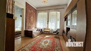 4-к квартира, вторичка, 81м2, 1/1 этаж