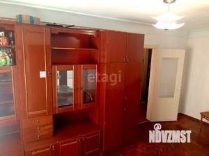 2-к квартира, вторичка, 42м2, 1/4 этаж