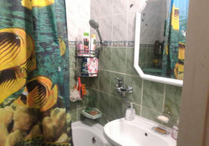 3-к квартира, вторичка, 64м2, 1/10 этаж
