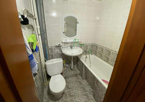 2-к квартира, вторичка, 63м2, 4/5 этаж