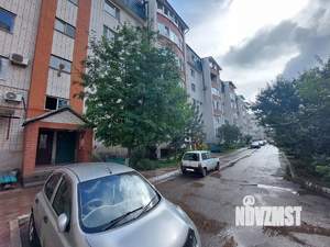 Студия квартира, вторичка, 64м2, 1/5 этаж