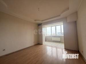 4-к квартира, вторичка, 142м2, 3/6 этаж