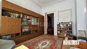 4-к квартира, вторичка, 81м2, 1/1 этаж