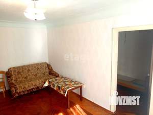 2-к квартира, вторичка, 42м2, 1/4 этаж
